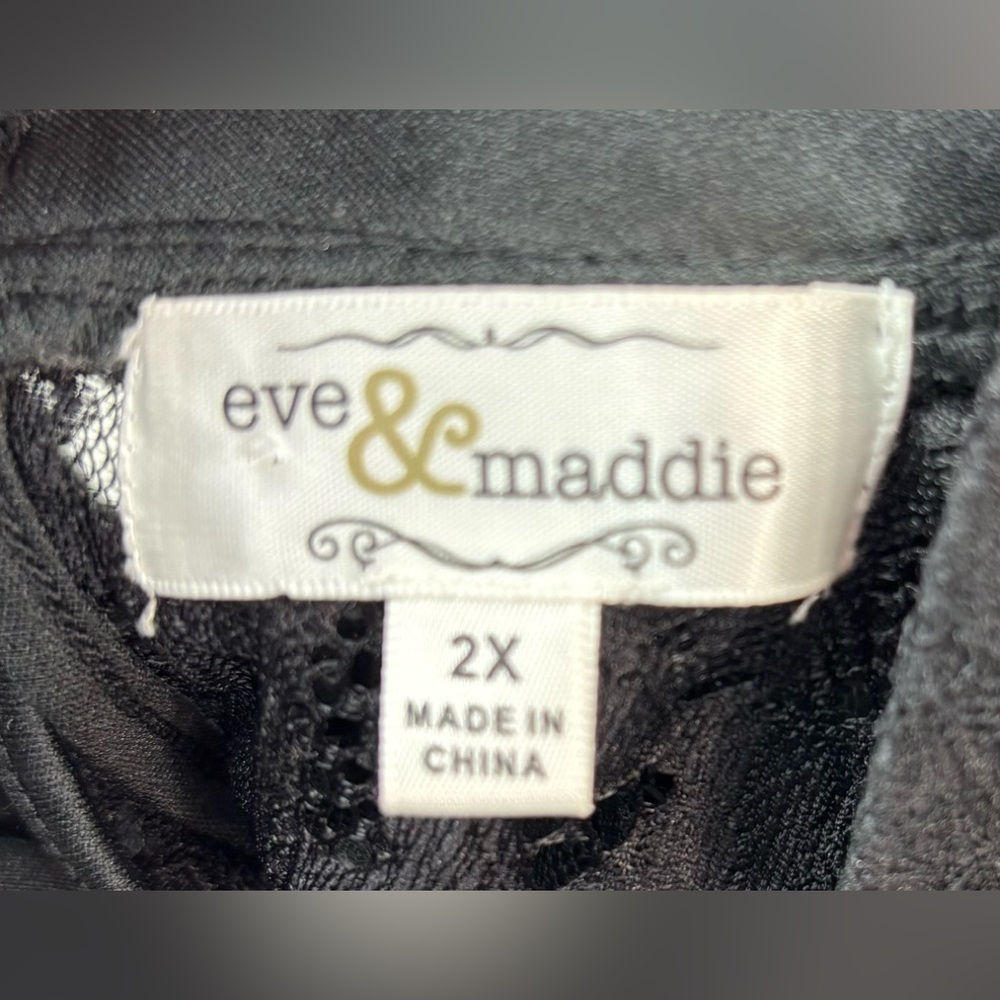 Eve & Maddie 2X Fairygoth High Neck  Sleeveless Lace Top in Black - Picture 8 of 9